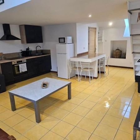 La Petite Bulle Apartman Villeneuve-sur-Yonne Kültér fotó