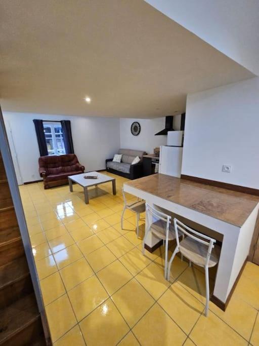 La Petite Bulle Apartman Villeneuve-sur-Yonne Kültér fotó